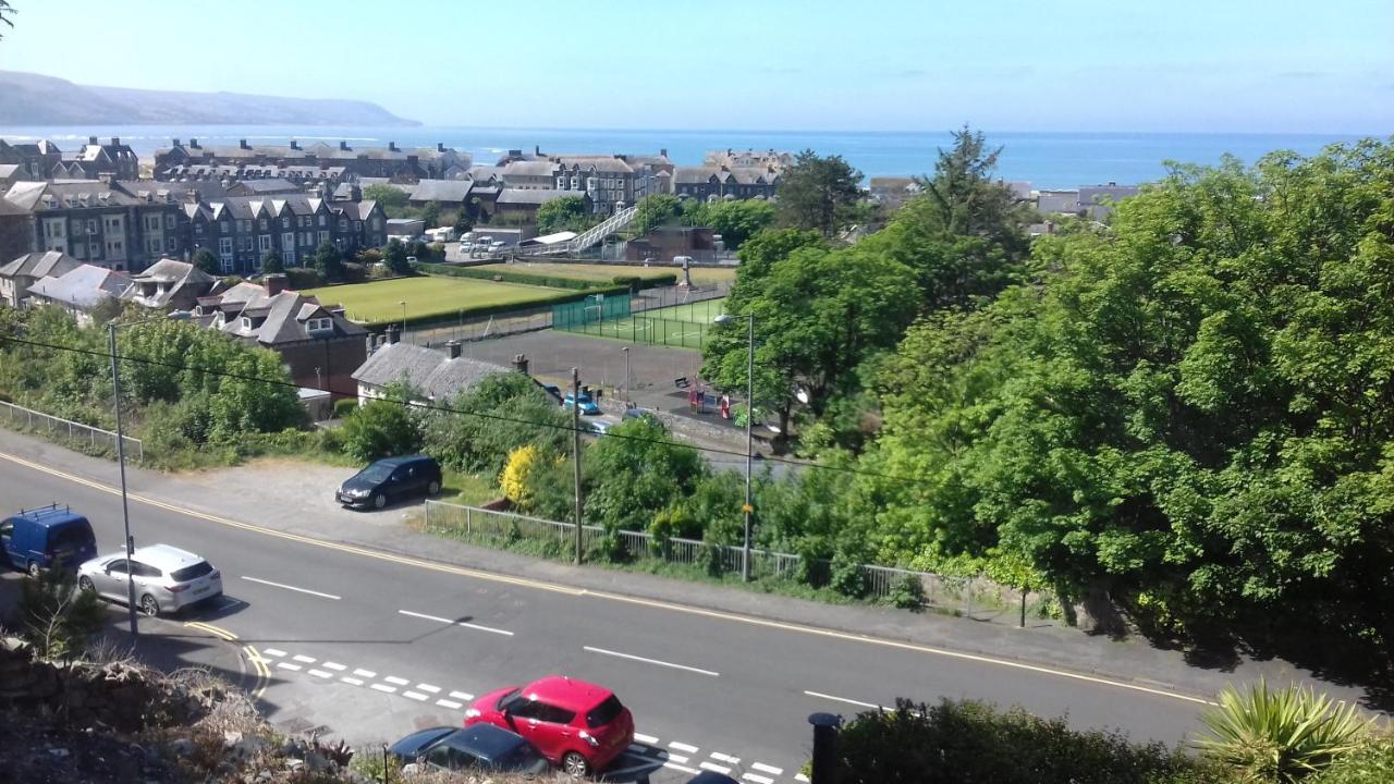 Apartment Chic Barmouth Exterior photo